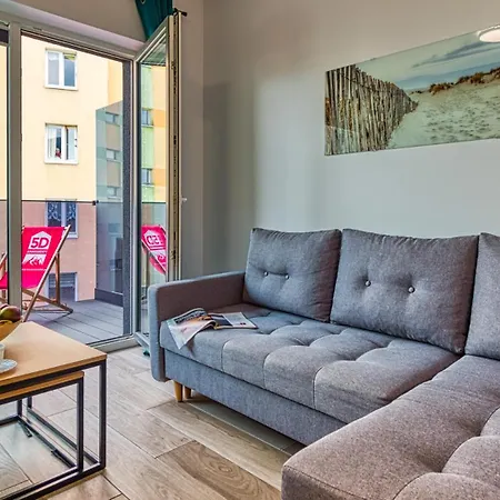 5d Fredry 2/47 Apartamento *